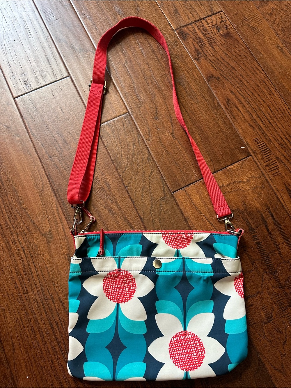 Red White and Blue Floral Fossil Crossbody Bag